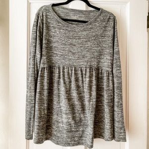 Grey maternity top